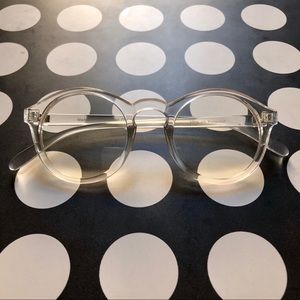 NON PRESCRIPTION, UV CLEAR GLASSES